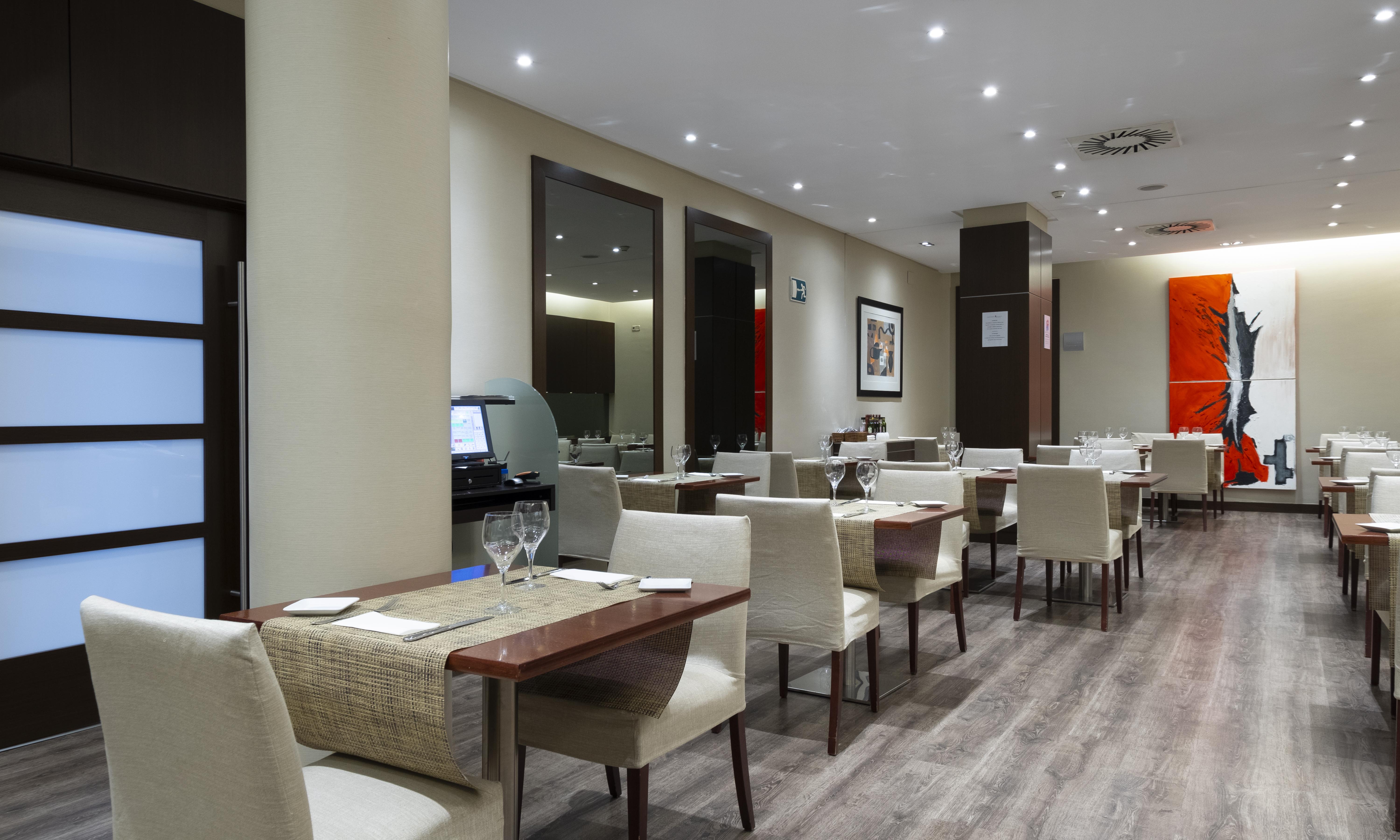 Hotel Attica21 Las Rozas Buitenkant foto