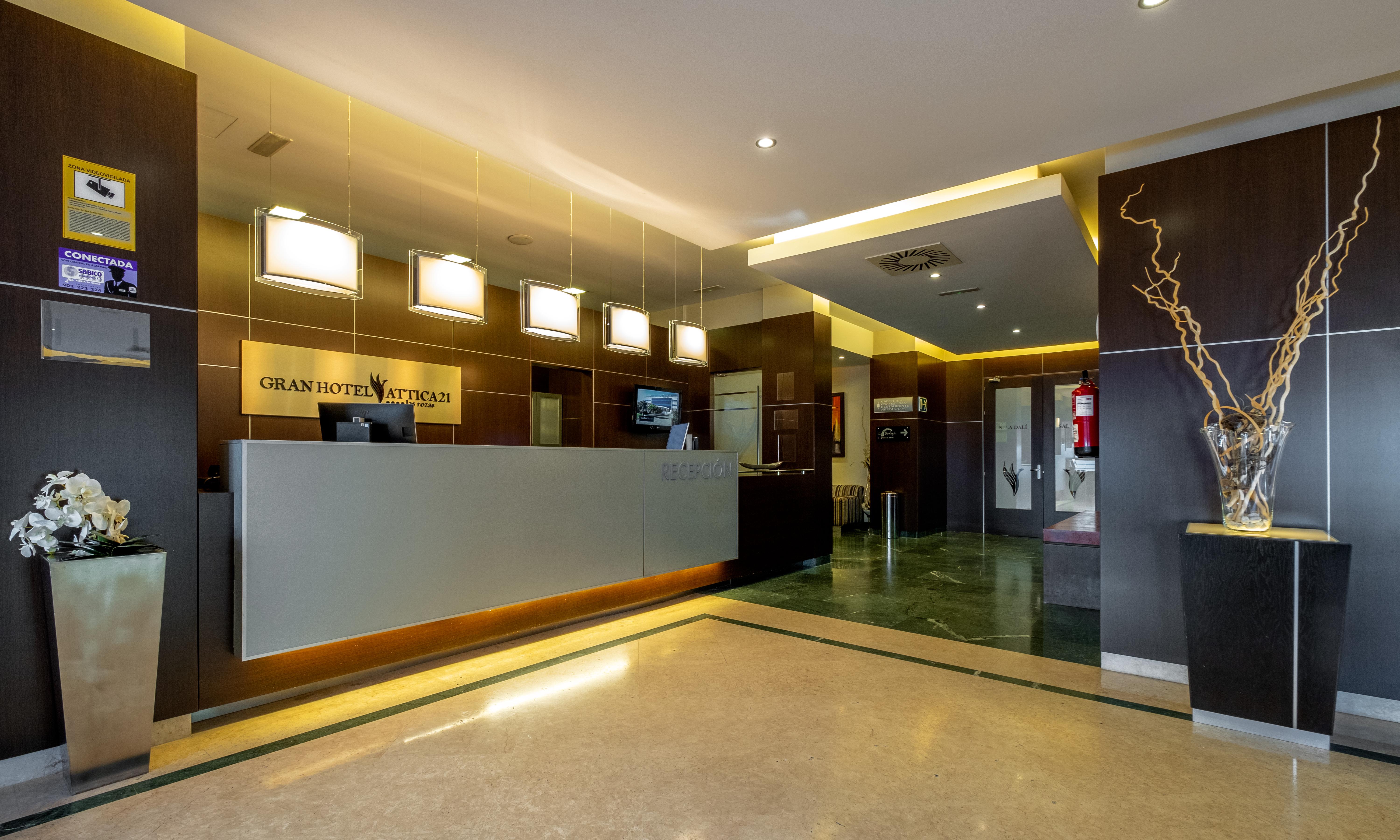 Hotel Attica21 Las Rozas Buitenkant foto