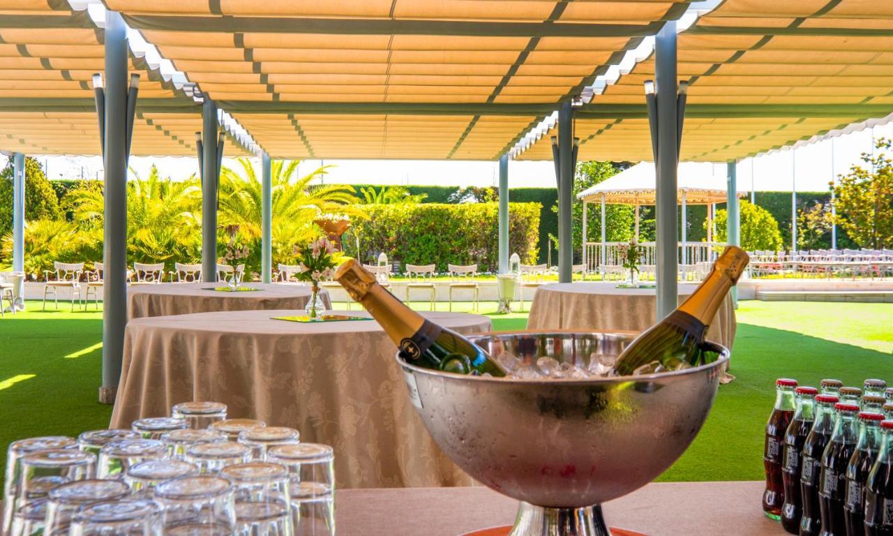 Hotel Attica21 Las Rozas Buitenkant foto